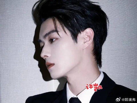 顾燕帧和谢良辰见面去吃饭