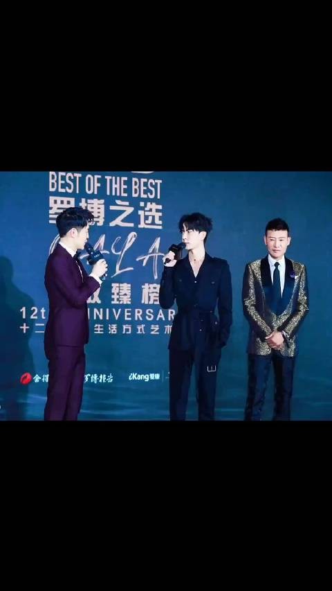 有被可爱的小啾啾帅到，又帅又萌， 好像动漫里的发型啊！
