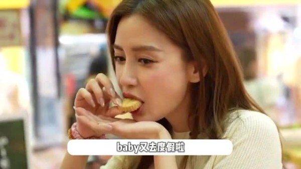 Angelababy马尔代夫游客照,状态极佳氛围感拉满