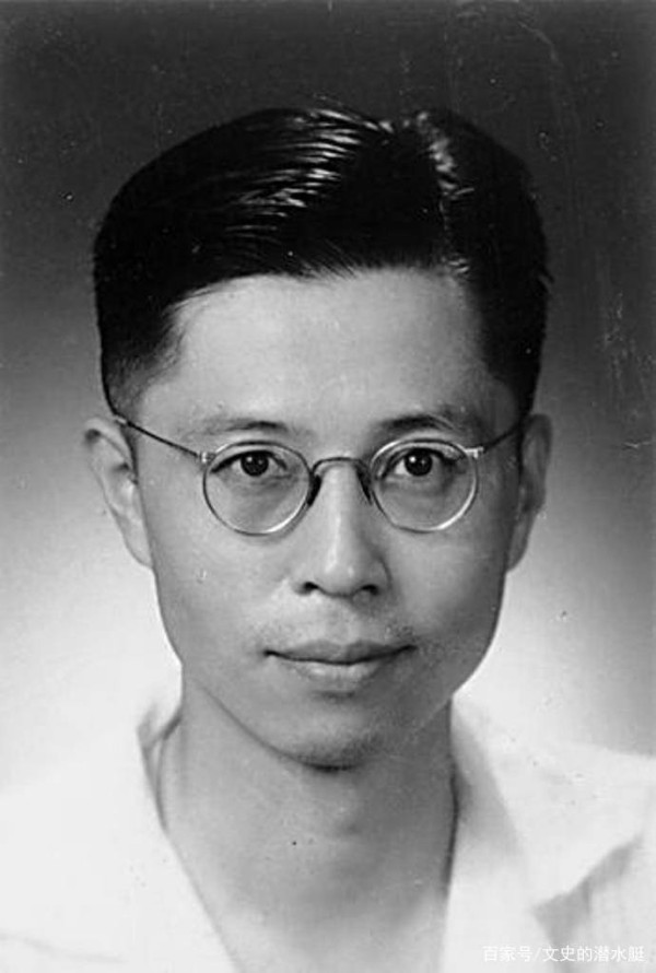 曹禺：24岁凭《雷雨》出名，晚年江郎才尽，他悲叹：这一生太听话