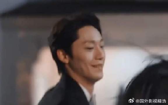 “让我们的爱情就留在那年的五月吧”