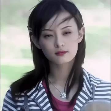 孙俪一开始完全是甜妹好吧，早期更是！天马行空思维跳脱！