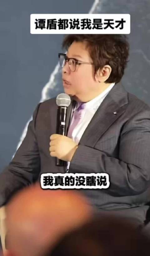 歌手韩红,再次自夸,不过这次是借别人的嘴,自夸自己是天才