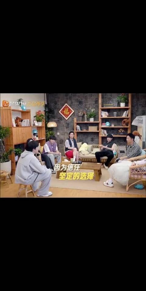 好自然的抱抱,迪哥在演我 导演们什么时候给他俩递本子!