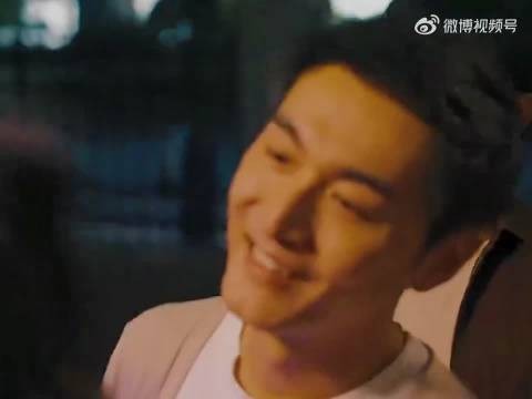 夜晚偶遇以为是情侣,结果互为搭子