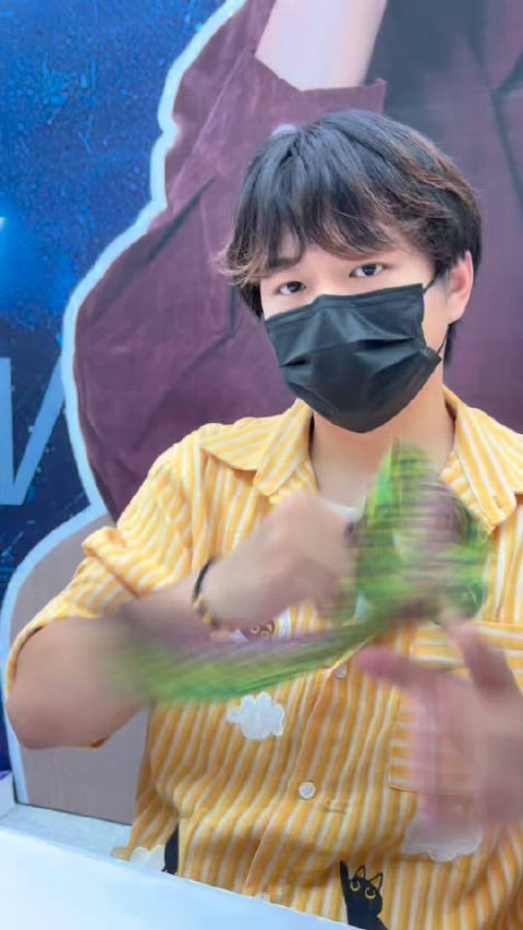 260809太原蒲公英｜不良正太葫芦娃