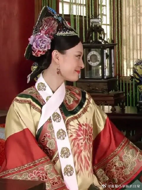姐妹当然还是亲的好啊