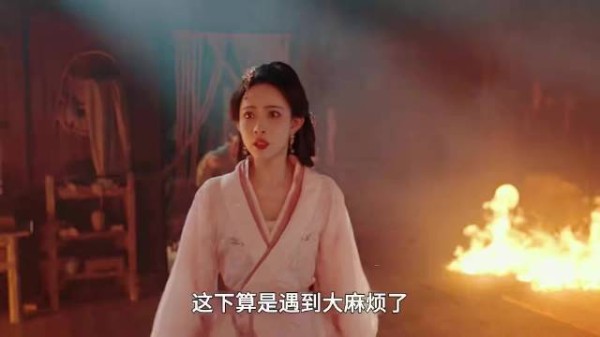 女孩看到嬷嬷端出一盆血水，结果却给自己招来杀身之祸！百花杀