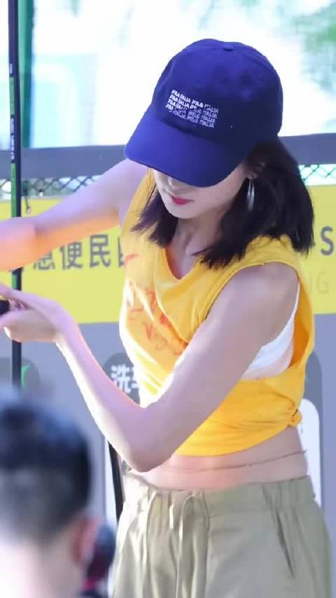 换新衣服洗车车