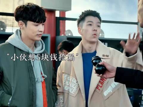 假画盖真迹?小伙拍卖会1万2拿下唐伯虎真迹,当场狂赚1500万!