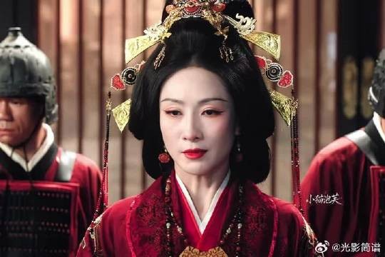 我的妈呀～陵容做太后了 嬛儿快看啊～终究是她配了！