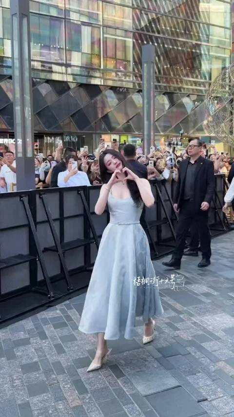 完全把妹王来的