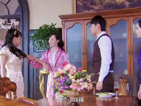 丫鬟被扶上了夫人的位置，夫人却成了丫鬟萍儿！