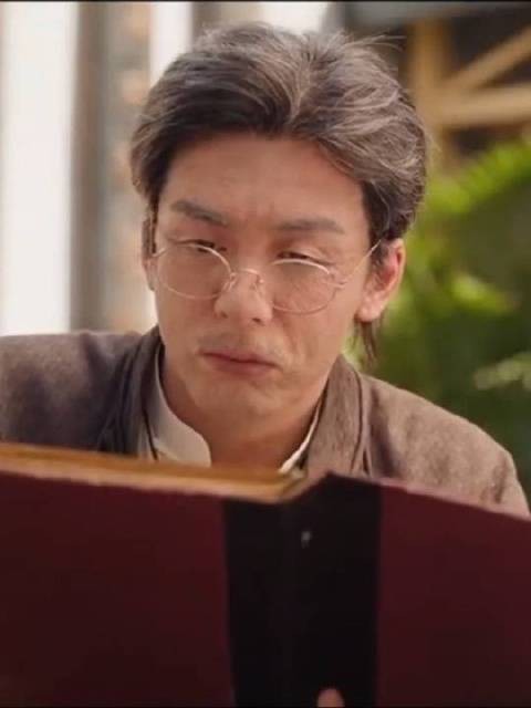 五爷年岁渐长，冰饮照喝不误 吴邪