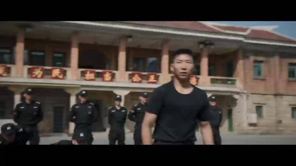 阿如那演好人面相大变,藏锋中制服形象靠谱