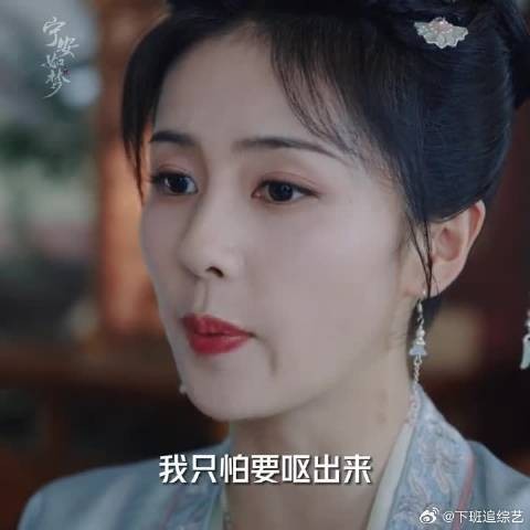 人活着哪有不发疯的,不过是硬撑罢了!