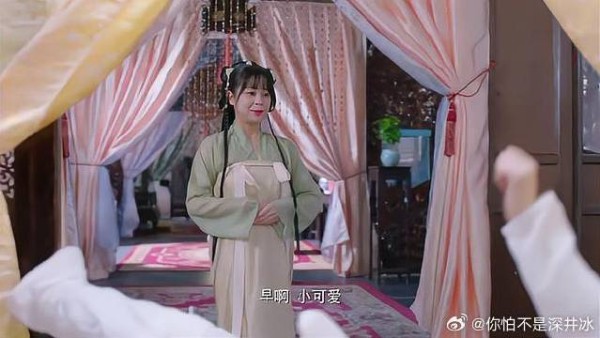 宫女见皇后未与皇上洞房,崩溃大哭,皇后一脸懵圈