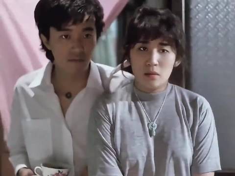 吴君如周星驰《望夫成龙》片段,妹妹劝爸喝茶认女婿