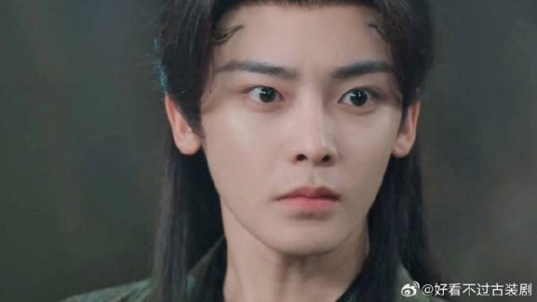杀死六位少女的到底是人还是妖？肖瑶决定帮红烨洗脱嫌疑