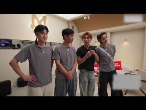 张睿夹缝中坚持练习，严格约束自我转化压力