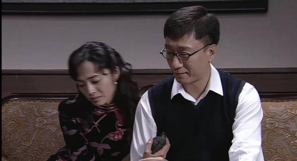 重刷潜伏，读懂乱世之下生死相托的爱