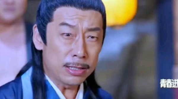 楚乔受了重伤，这下被仇人追鲨，真的跑不掉了