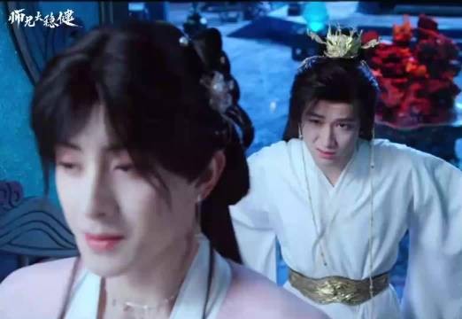 敖瑞鹏女装造型亮相《师兄太稳健》,粉色系轻松驾驭