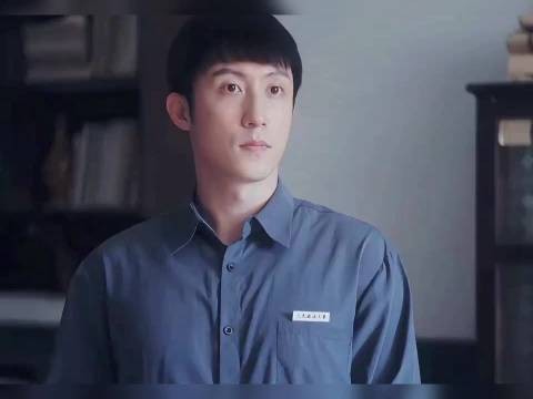 所以陈一众爸爸到底是审判长还是剃头的呢,感觉有点针尖对麦芒了,阴阳怪气的