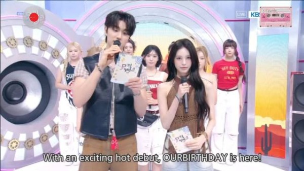 0821音银 OURBIRTHDAY 出道曲《SQUEEZY》采访现场