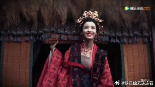 君不见,妾起舞翩翩