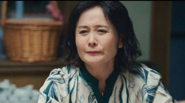 小城故事多:直接笑岔气,喝酒喝乱辈分,老丈人和女婿处成兄弟!