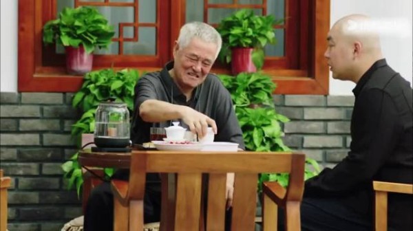 人生如茶好像感冒药一样，这孩子真实诚也不敢说呀