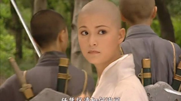 岳不群得知圣姑指使桃谷六仙扰乱嵩山大会,宁中则母女永别!
