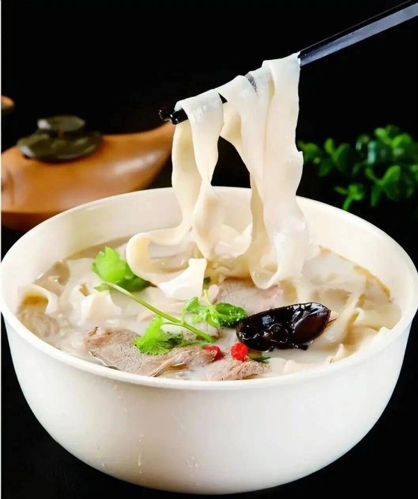 河南烩面哪家强？郑州、方城、尉氏、原阳吵翻了，你站谁？