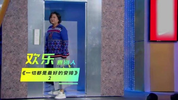 电梯社死瞬间，刚准备下楼，它竟“溜之大吉”，心都凉透啦！