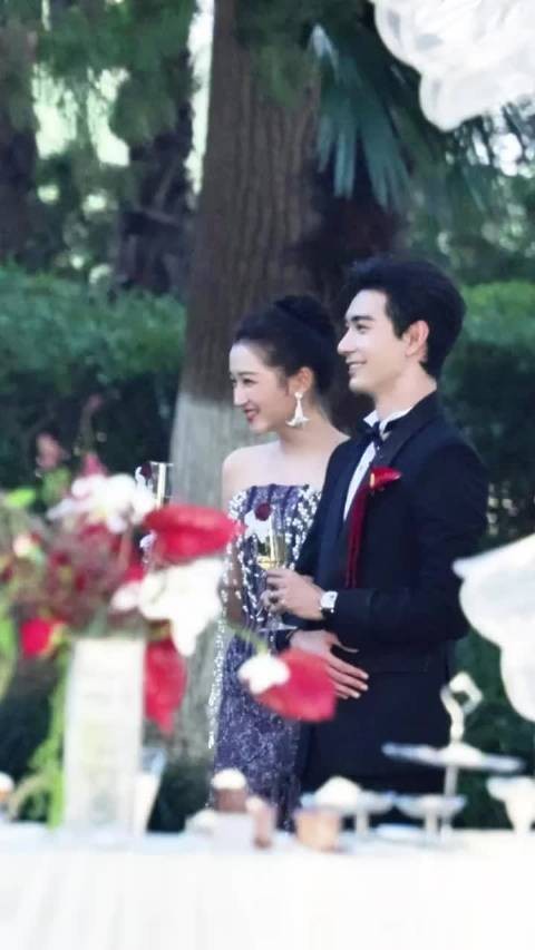 这是完完整整的婚礼流程啊,关晓彤陈星旭在我手机里结了一天的婚cr.水印