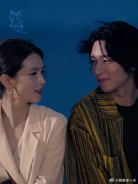 暗爽哥和暗爽姐的ootd来咯～快来码住！