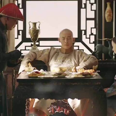 《延禧攻略》魏璎珞不避嫌，举荐傅恒出征，把旁边的李玉吓得不轻