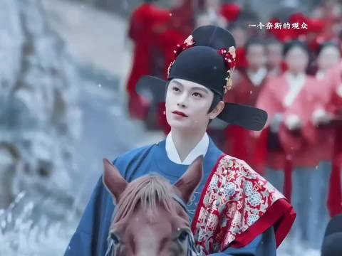 花开锦绣 她si在傅家的丧事里，活在他迎亲的花轿上 傅家无她容身地…