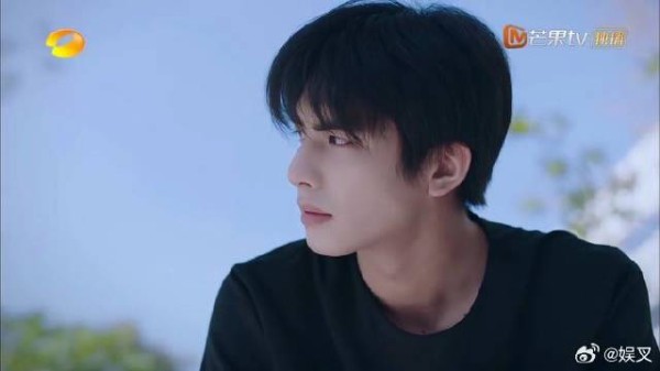 李爸洗脑凌爸，让他帮忙劝子秋，出国留学