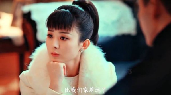 张启山碰见伊新月看似妥协实则没招了