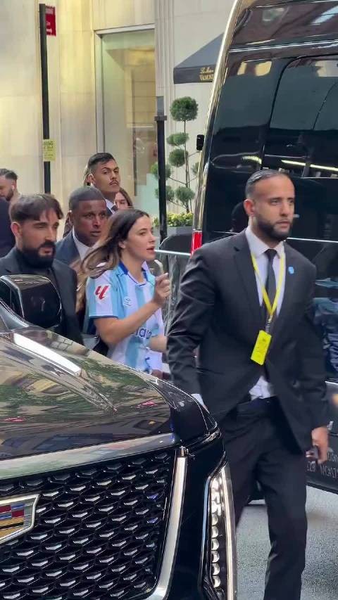 C罗妻子身材也太好了吧!