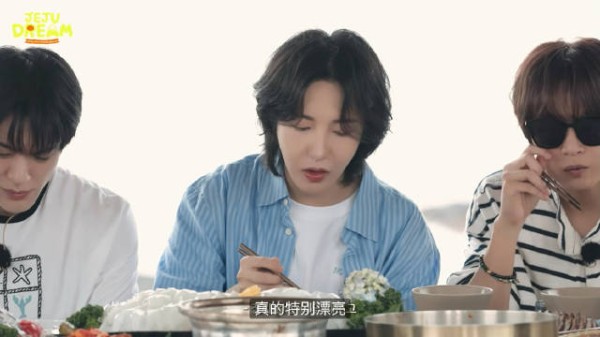 去過牛島的仁俊尼  真的特別漂亮～特別涼快 還看到海豚了！