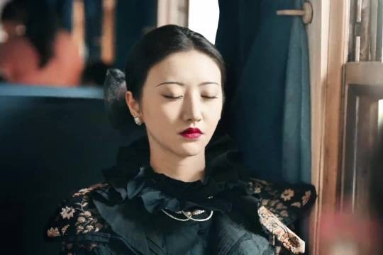 虎落平阳被犬欺!大妈的杀伤力那一般人根本扛不住!