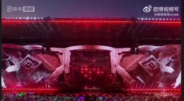 登陆少年开场大屏，怼脸全员状态在线