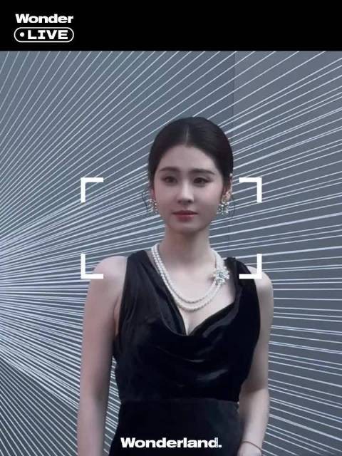 张碧晨亮相御木本高级珠宝亚洲首展,华服珠宝尽显优雅