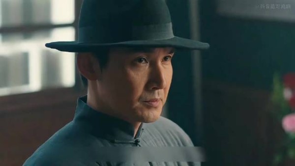 一步踏错满盘皆输,私下的放松暴露联络小队