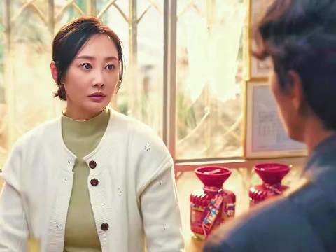 女制毒师故意接近特警只为躲避仇家，不料特警竟然爱上了她！藏锋