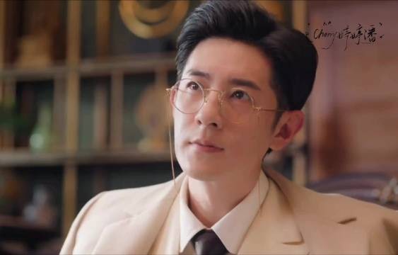 对面都开团了,你还不躲着点?你说你惹他们干啥哈哈哈