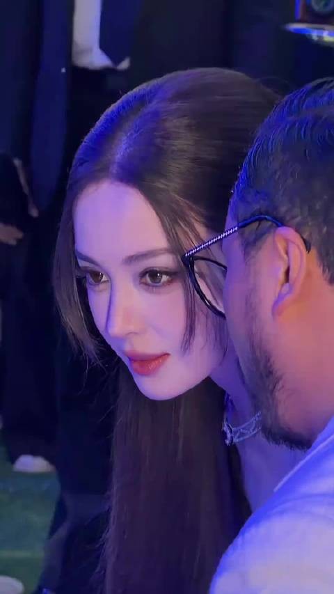 娜扎真的就是硬美来着,完全不挑妆造和角度,生图美神